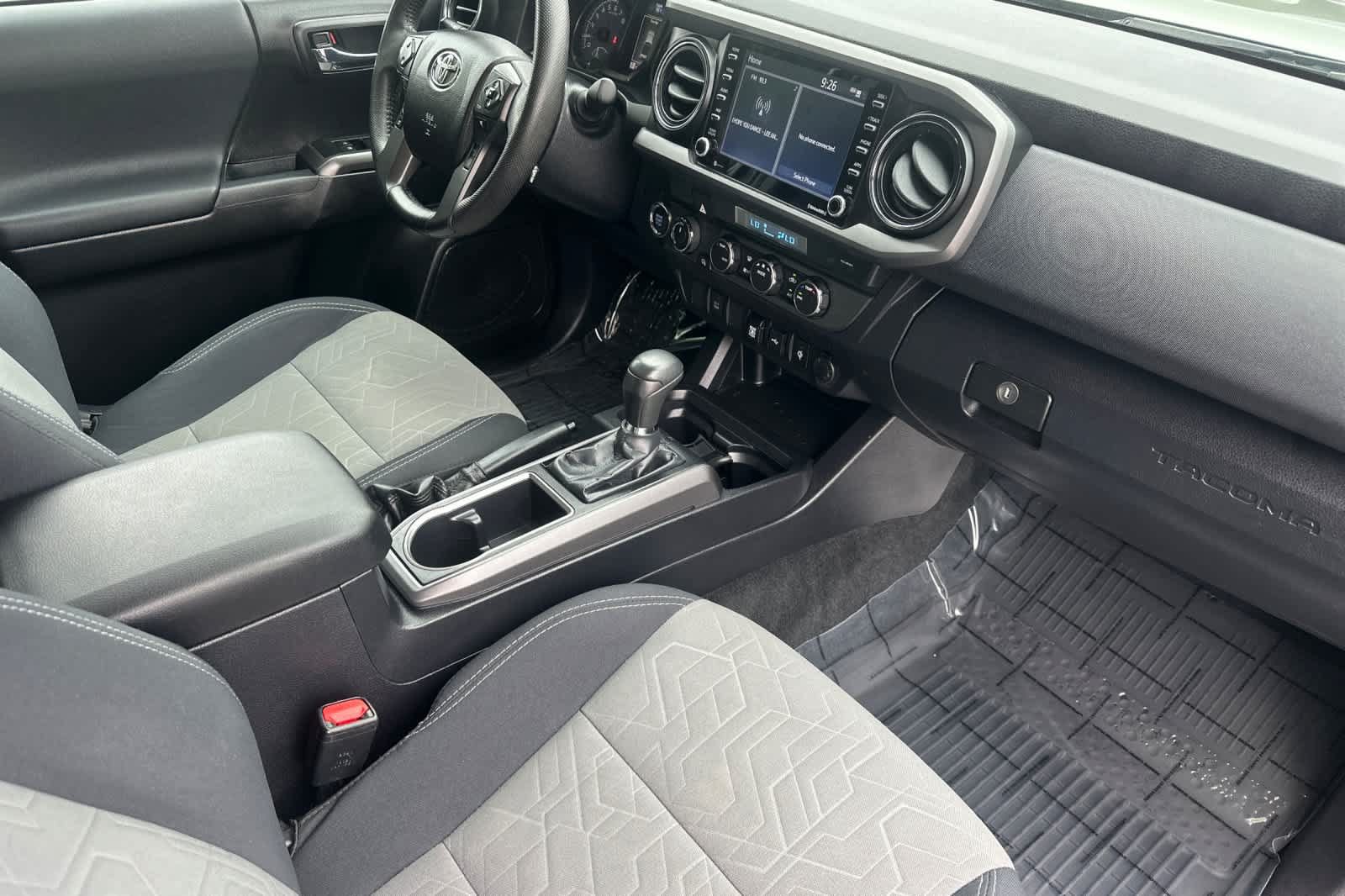 Used 2022 Toyota Tacoma TRD Off-Road AWD/4WD image 15