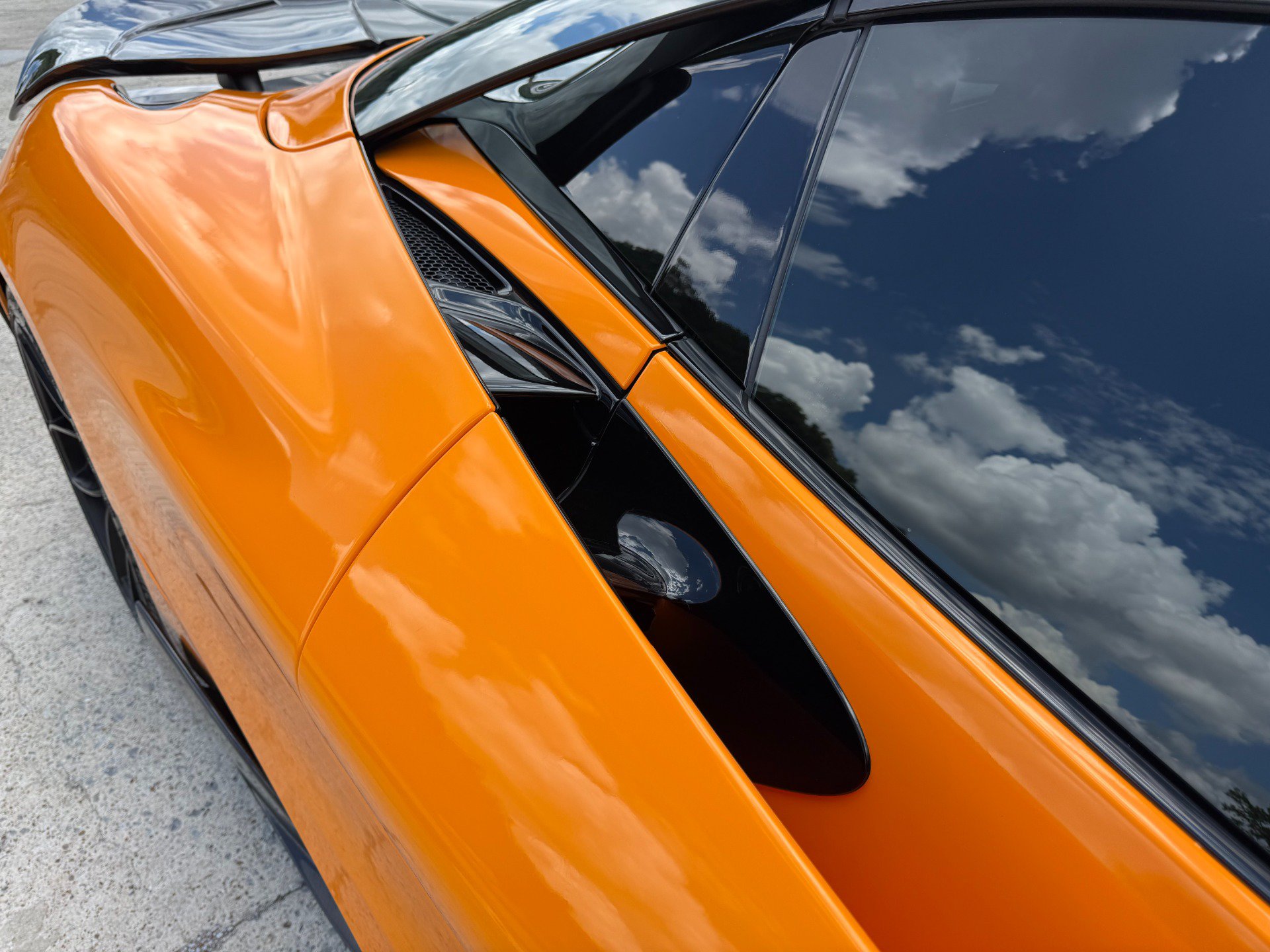 Used 2021 McLaren 720S Performance RWD image 58