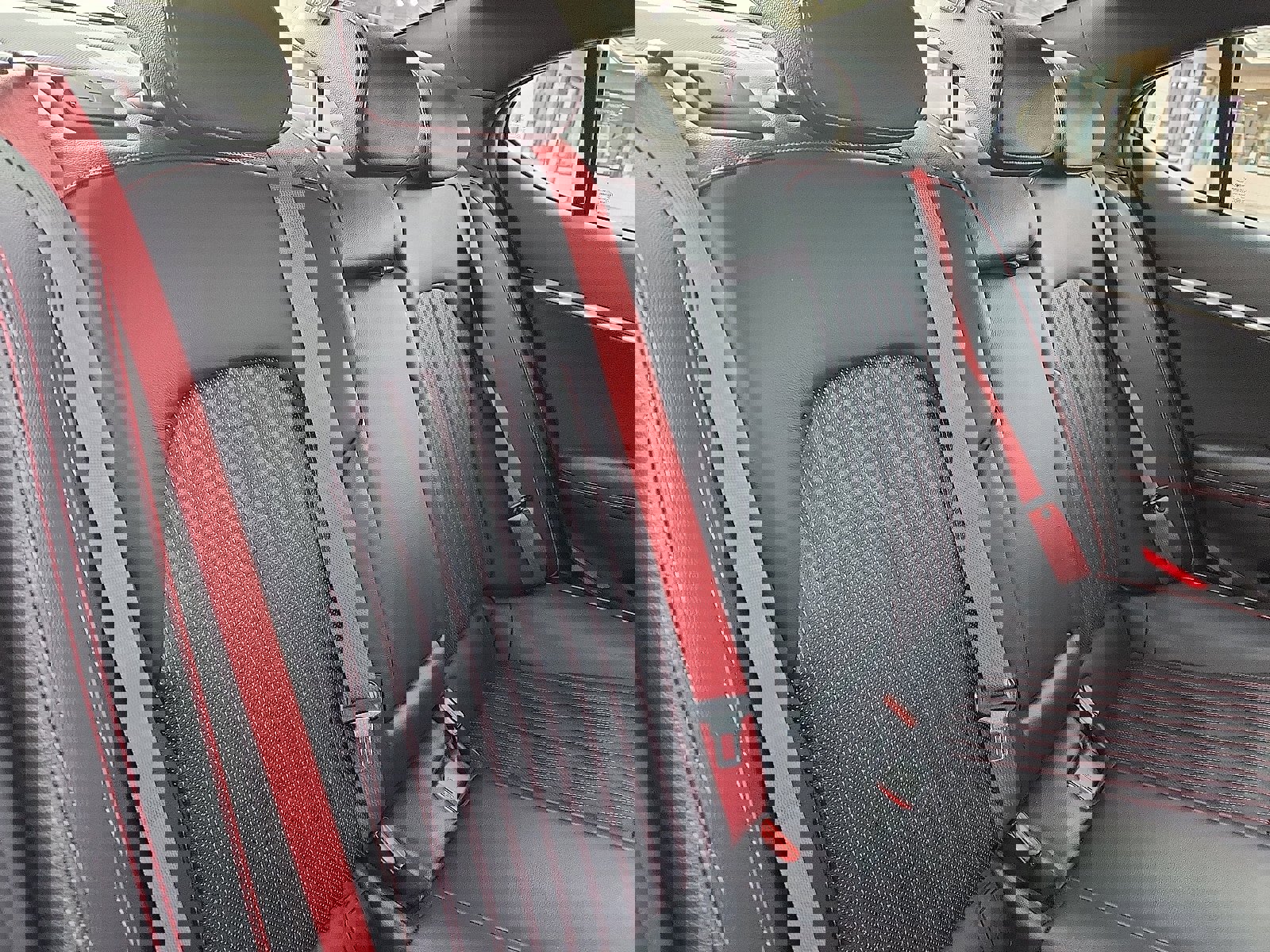 Used 2023 Genesis G70 2.0T w/ Sport Prestige Package image 30