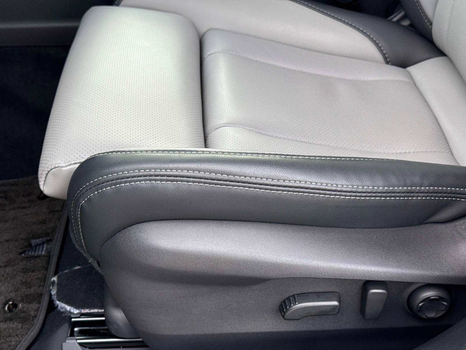 Used 2025 Subaru Outback Limited XT w/ Tech Package 2 image 22