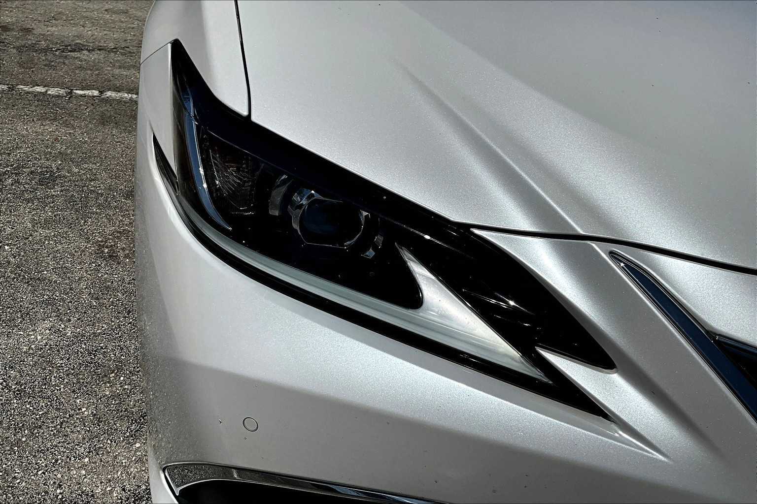 Used 2022 Lexus ES 350 w/ Premium Package FWD image 28