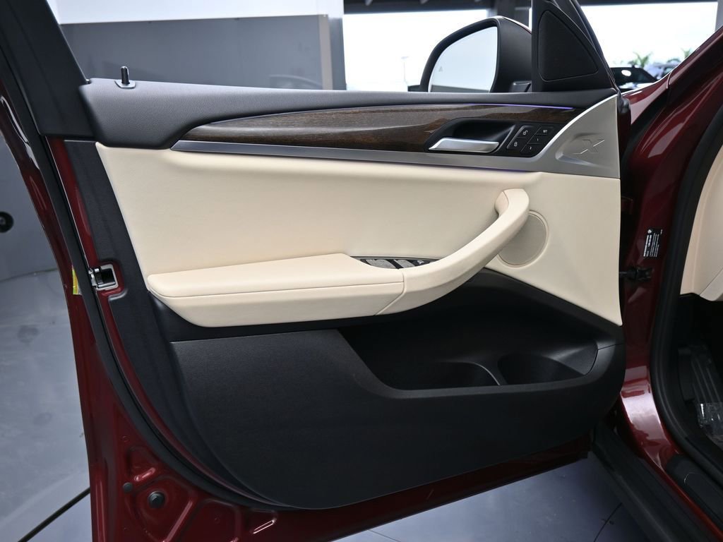 Used 2022 BMW X4 xDrive30i w/ Convenience Package image 18