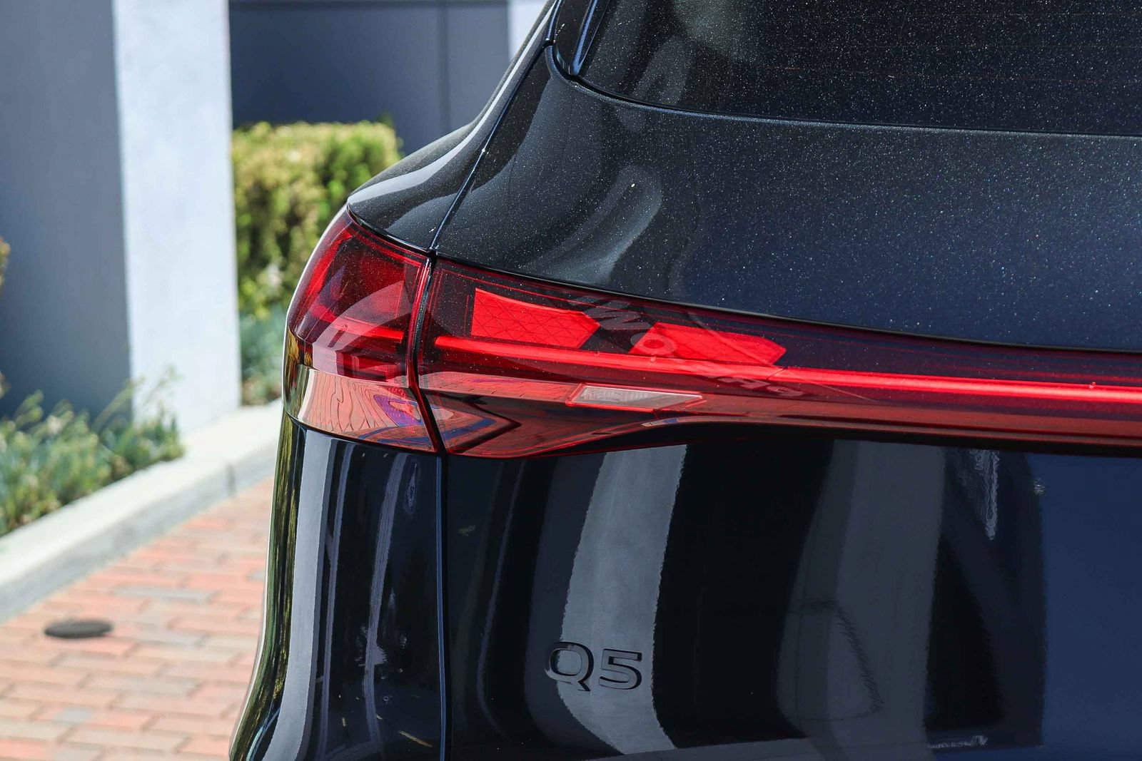 Certified 2025 Audi Q5 Prestige AWD/4WD image 9