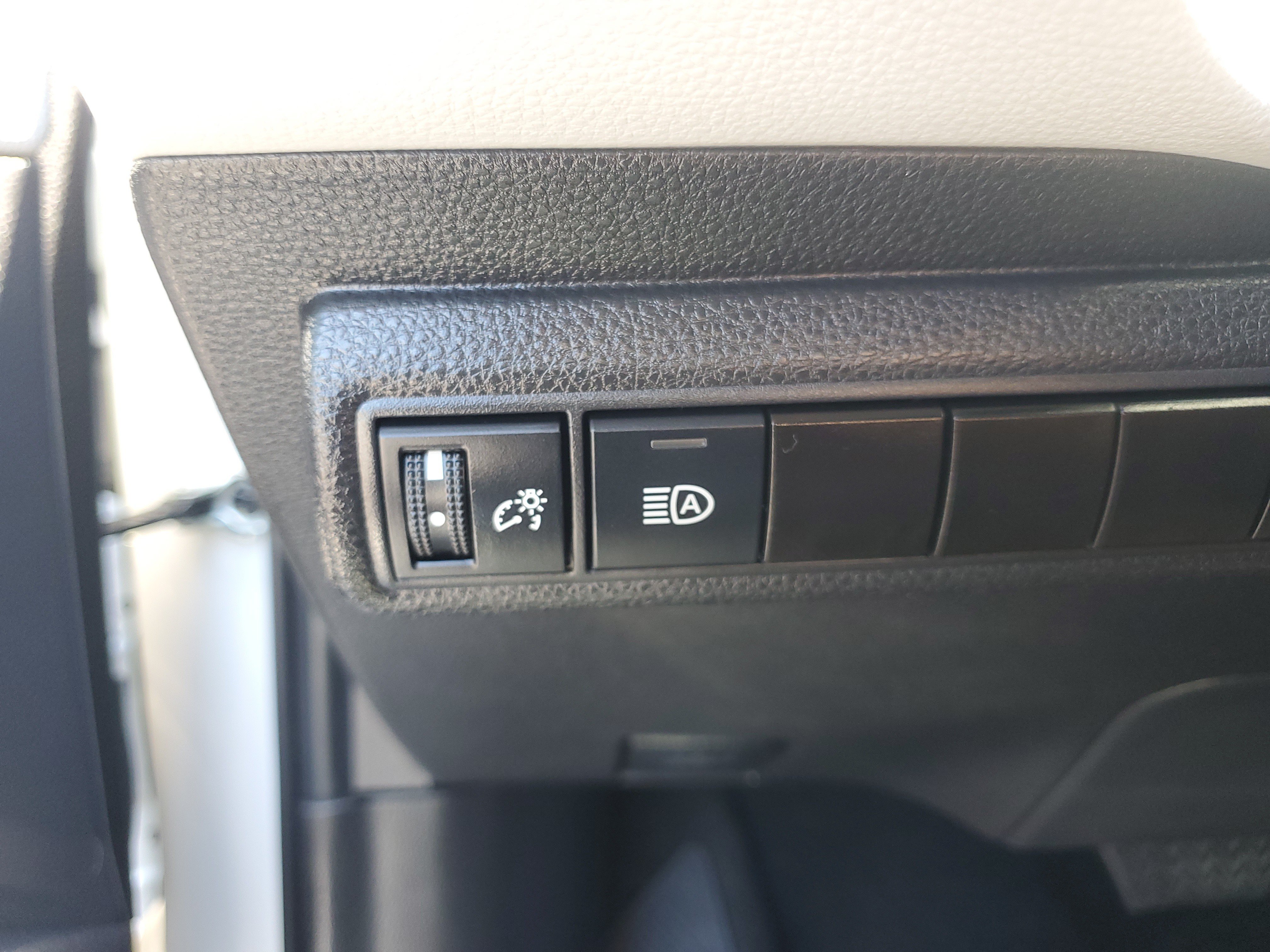 Certified 2025 Toyota Corolla FX w/ Convenience Package FWD image 23