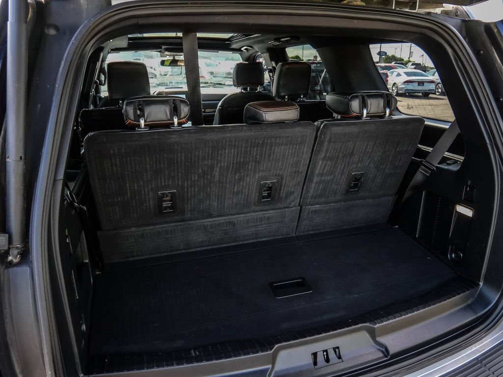 Used 2021 Ford Expedition King Ranch AWD/4WD image 17