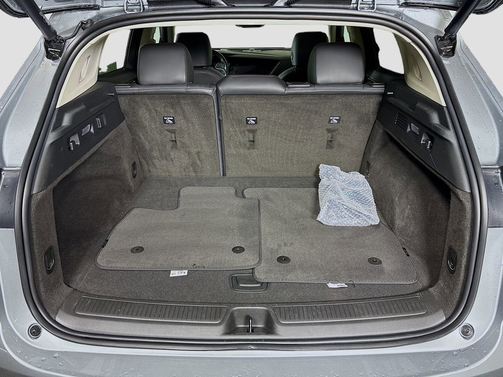 Certified 2023 Buick Envision Essence w/ Sport Touring Package image 30