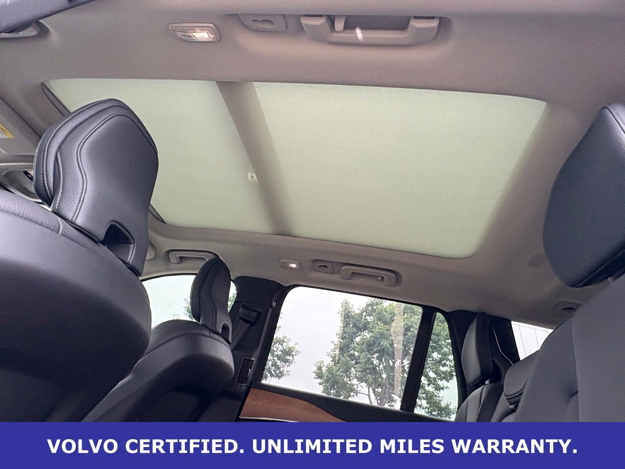 Certified 2024 Volvo XC90 T8 Plus w/ Protection Package Premier AWD/4WD image 32