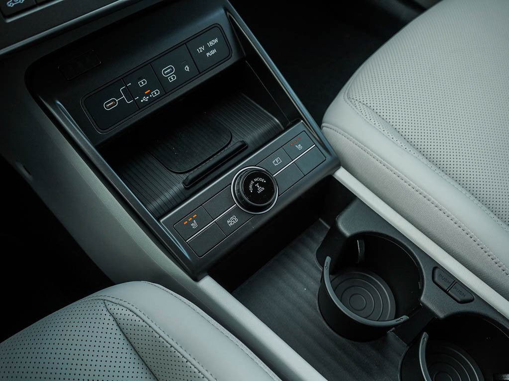 New 2026 Hyundai Kona SEL Premium AWD/4WD image 26