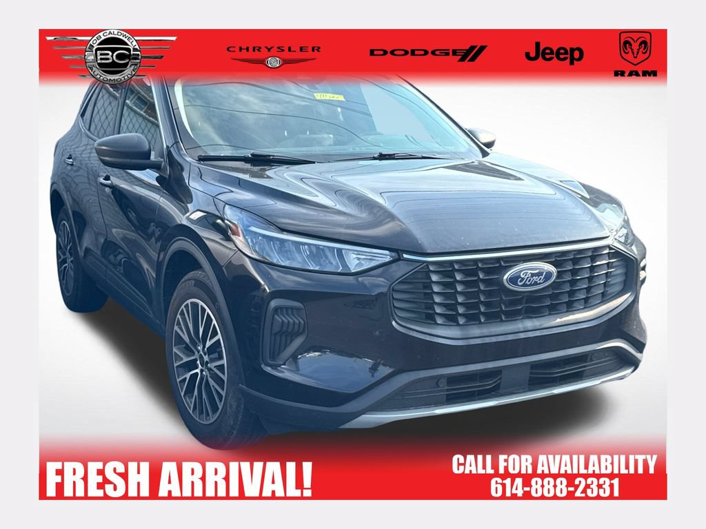 Used 2023 Ford Escape Active AWD/4WD video 1