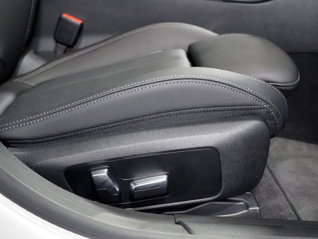 Used 2023 BMW i4 eDrive40 w/ Premium Package RWD image 72