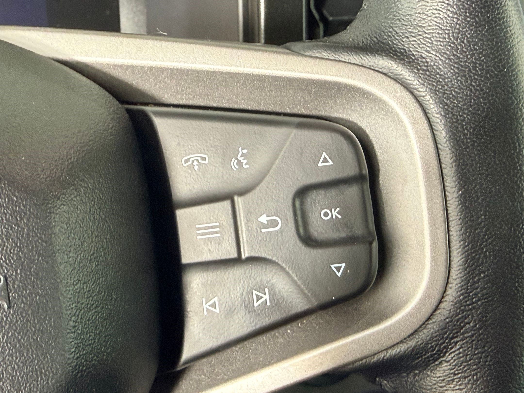 Used 2022 Ford Bronco Black Diamond image 24