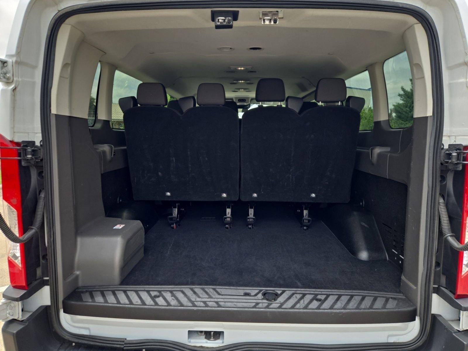 Used 2023 Ford Transit 350 XLT RWD image 20