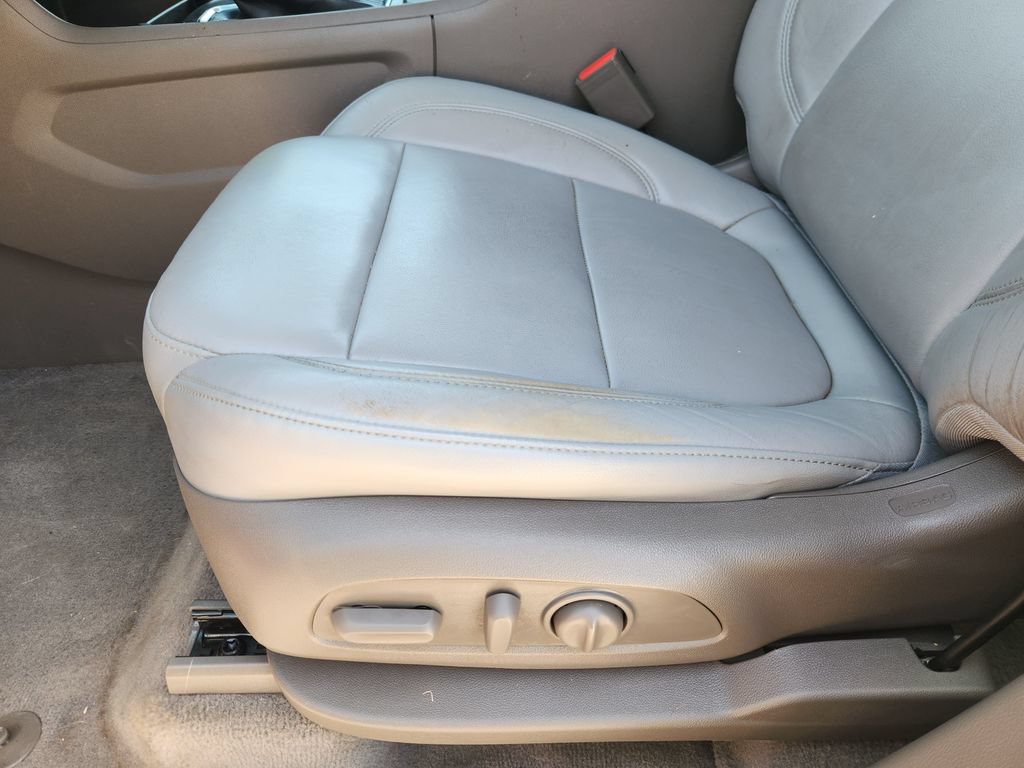Used 2019 Chevrolet Traverse LT FWD image 22