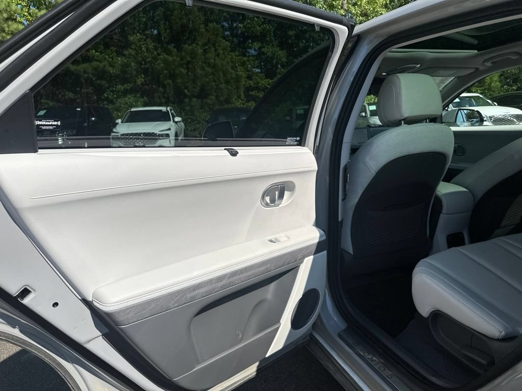 Used 2024 Hyundai Ioniq 5 Limited AWD/4WD image 18