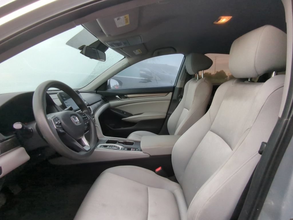 Used 2019 Honda Accord Hybrid image 6