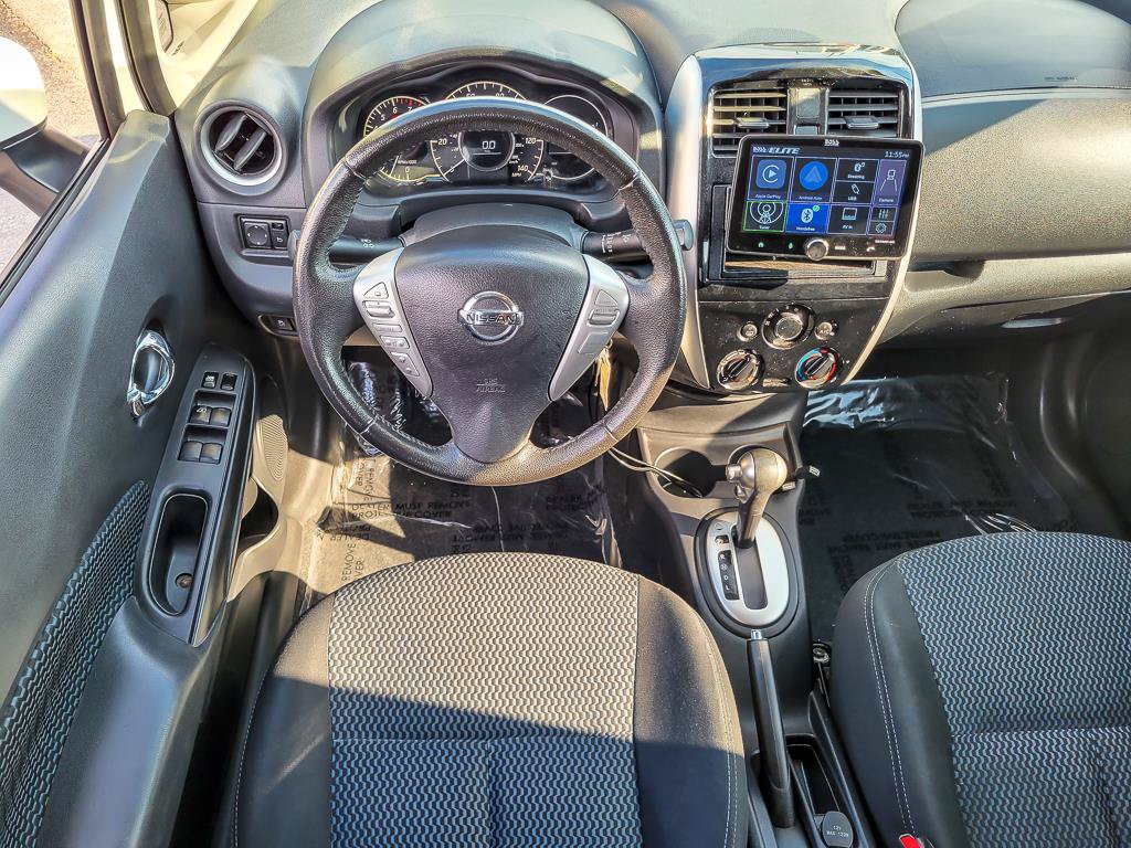 Used 2015 Nissan Versa Note SV FWD image 13