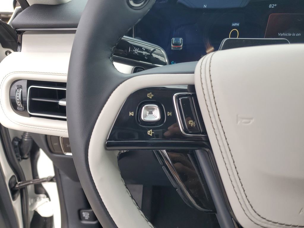 New 2026 Lincoln Aviator Reserve RWD image 24