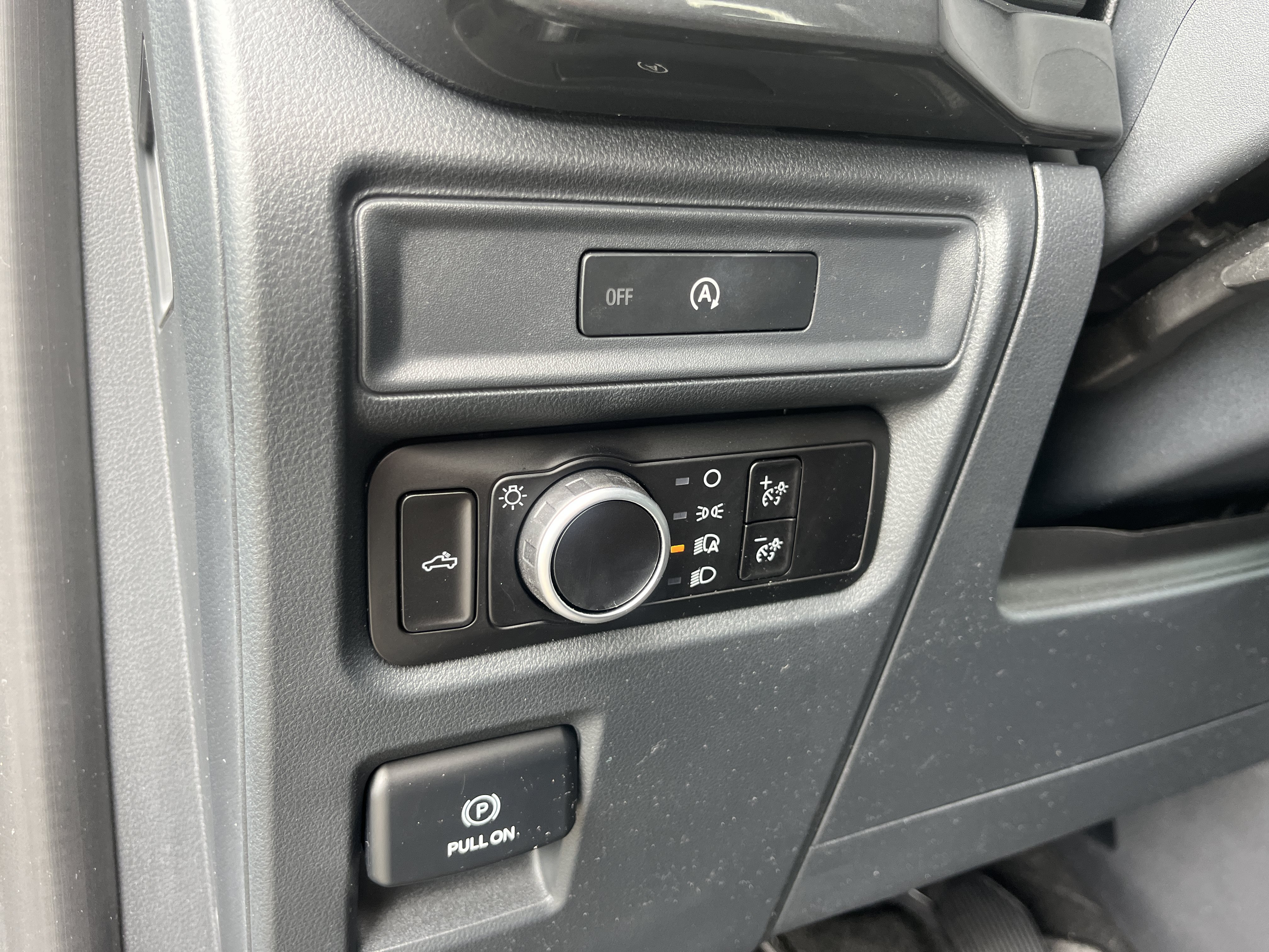 Used 2025 Ford F150 STX RWD image 17
