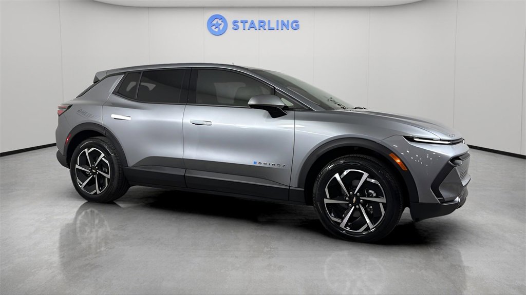 Used 2026 Chevrolet Equinox EV LT image 12