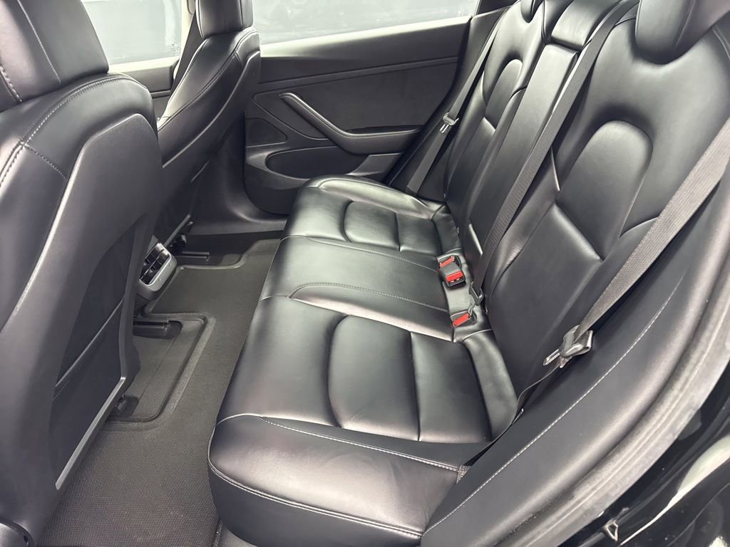 Used 2021 Tesla Model 3 Standard Range Plus RWD image 14
