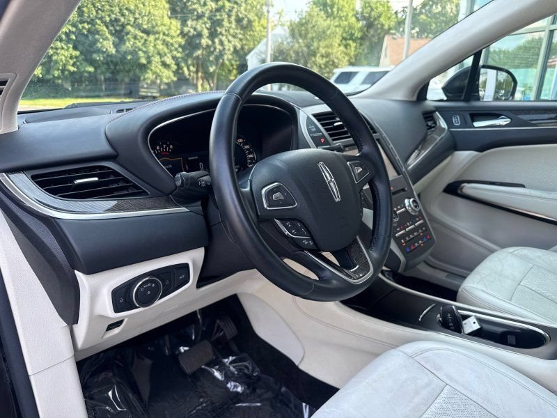 Used 2017 Lincoln MKC Black Label FWD image 10