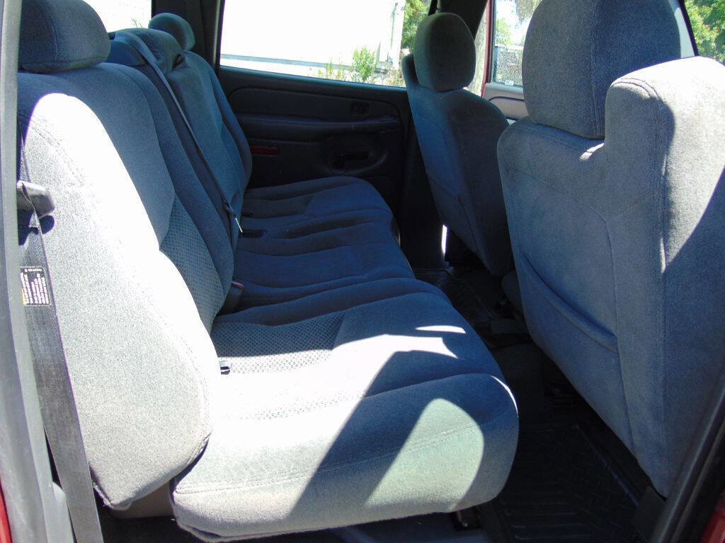 Used 2005 Chevrolet Silverado 1500 LS w/ Light Duty Power Package AWD/4WD image 15