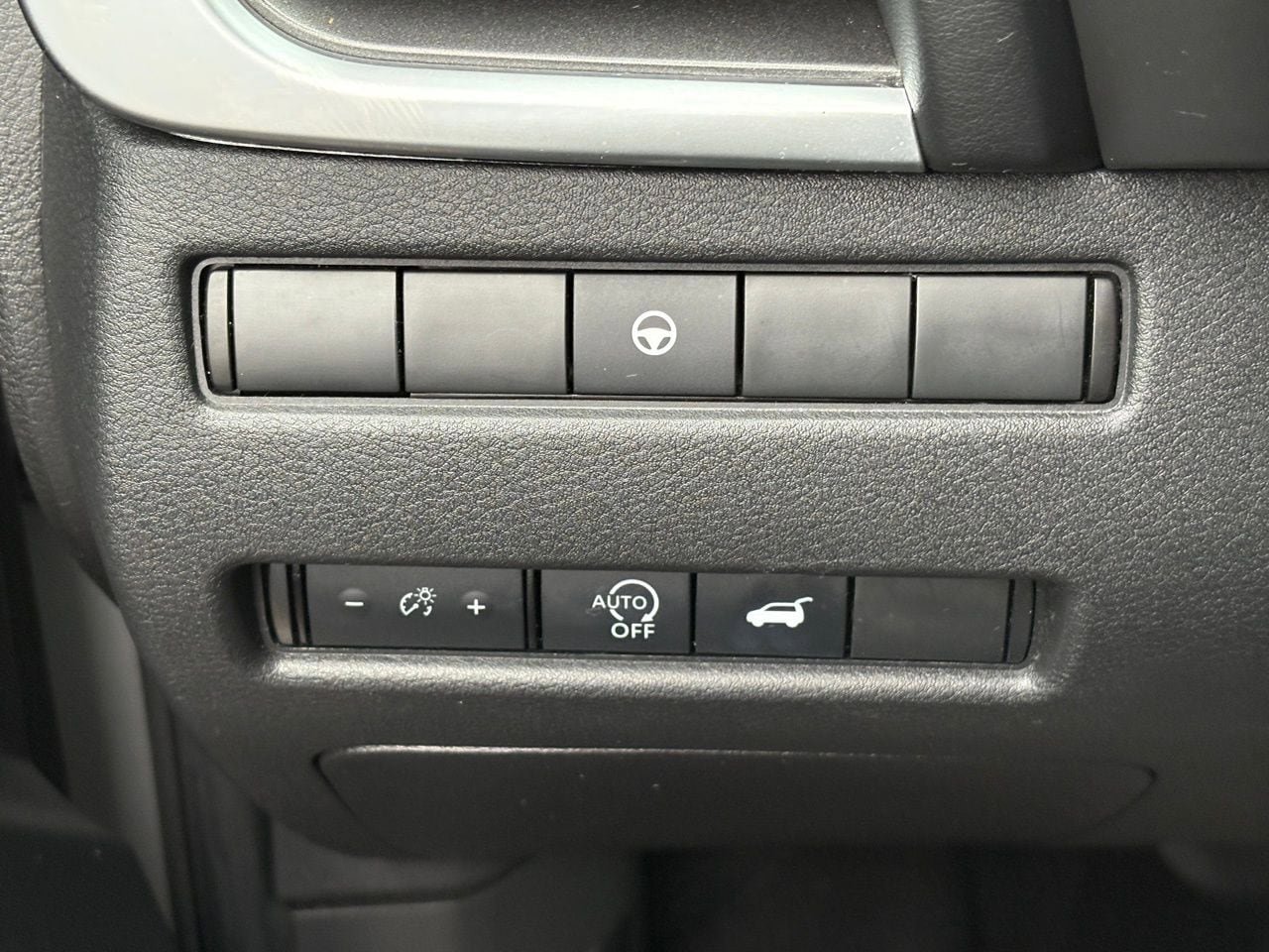 Certified 2024 Nissan Rogue SV image 20