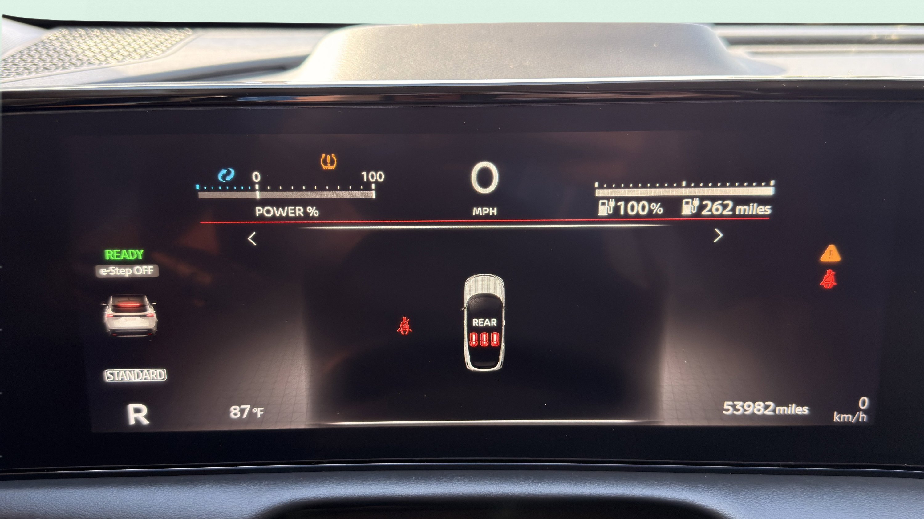 Used 2023 Nissan Ariya FWD image 4
