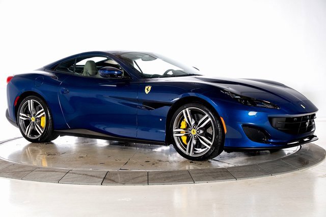Used 2019 Ferrari Portofino image 12