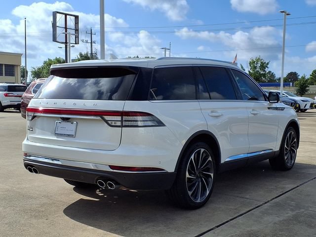 Certified 2022 Lincoln Aviator Reserve w/ Equipment Group 201A AWD/4WD image 2