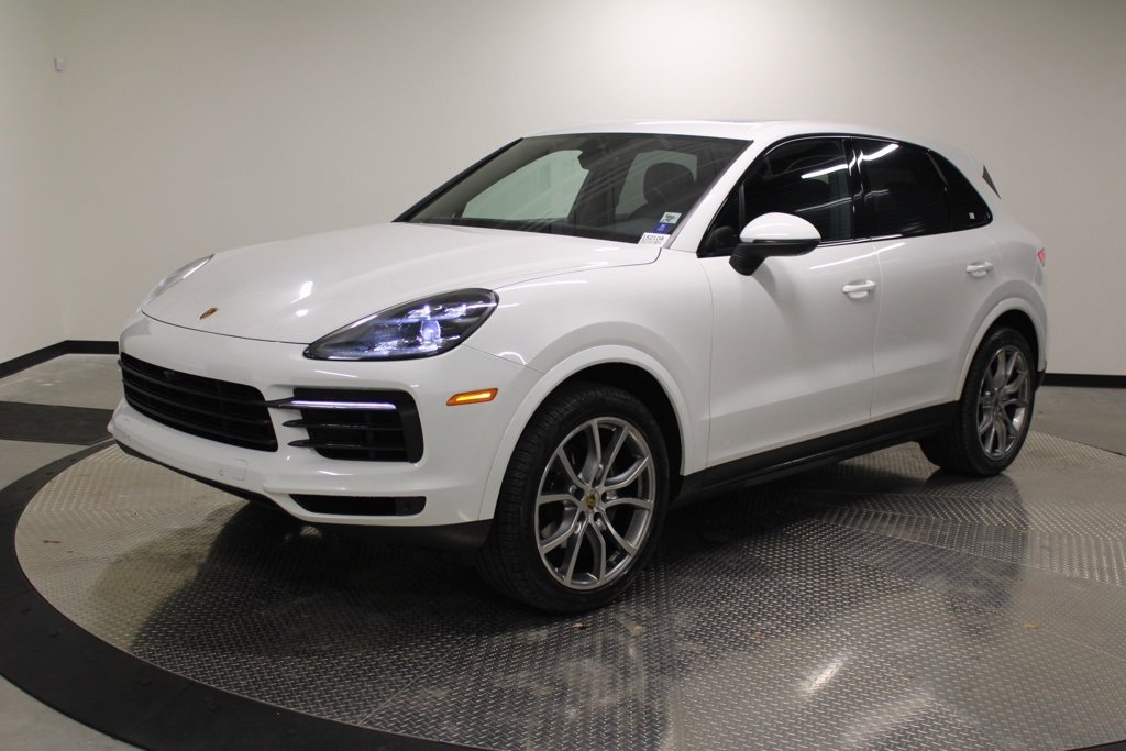 Certified 2020 Porsche Cayenne image 1