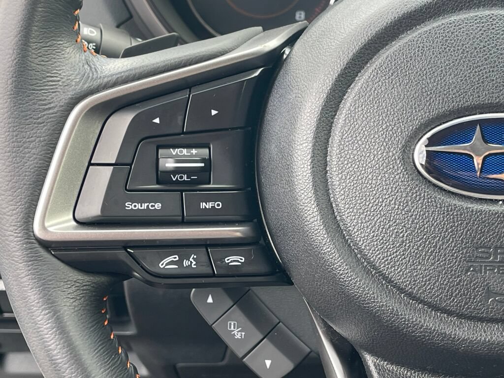 Used 2019 Subaru Crosstrek 2.0i Limited w/ Moonroof Package w/Navigation AWD/4WD image 19