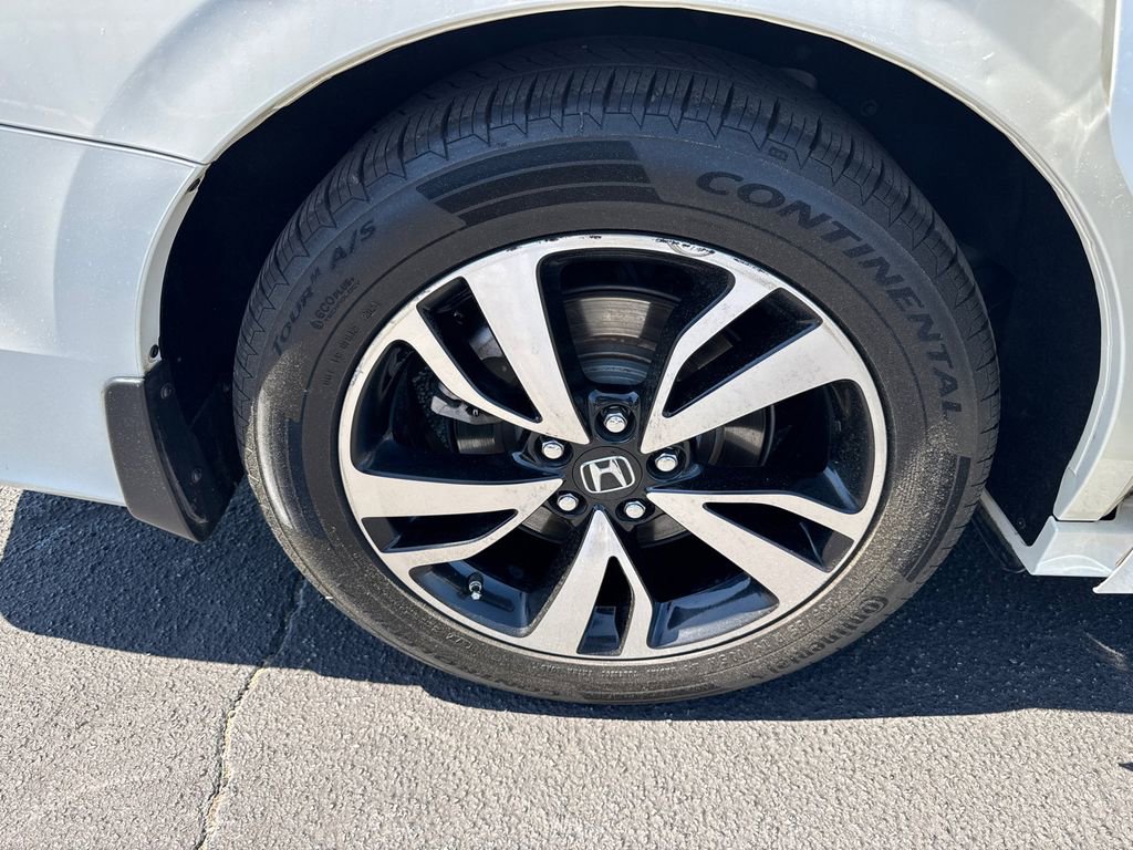 Used 2019 Honda Odyssey Elite image 17