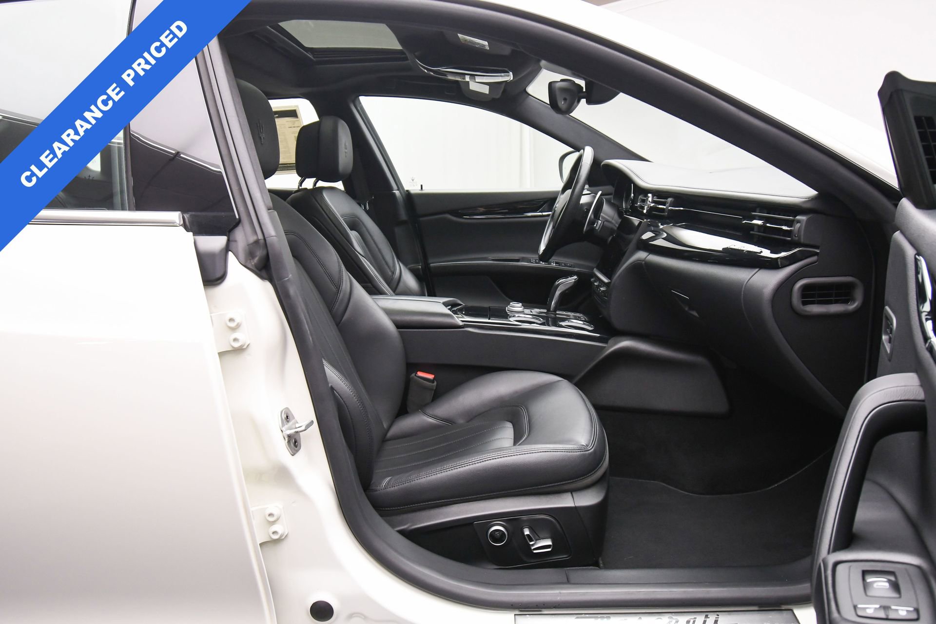 Used 2022 Maserati Quattroporte Modena Q4 image 48