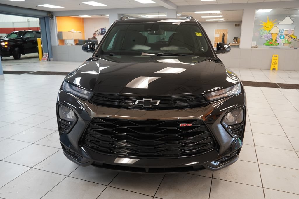 Certified 2023 Chevrolet TrailBlazer RS w/ Convenience Package AWD/4WD image 14