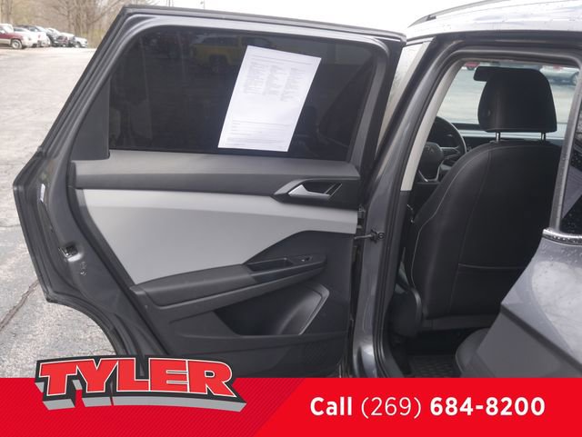 Used 2022 Volkswagen Taos SE image 21