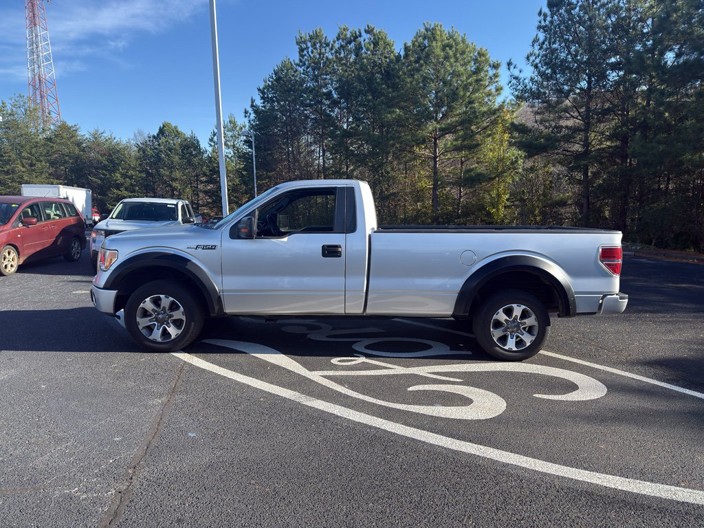 Used 2011 Ford F150 XLT w/ XLT Convenience Pkg image 4