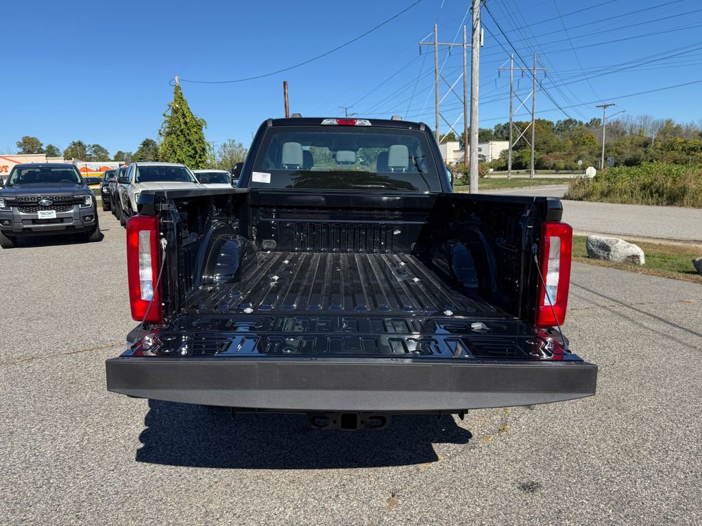 New 2026 Ford F250 XL w/ FX4 Off-Road Package image 10