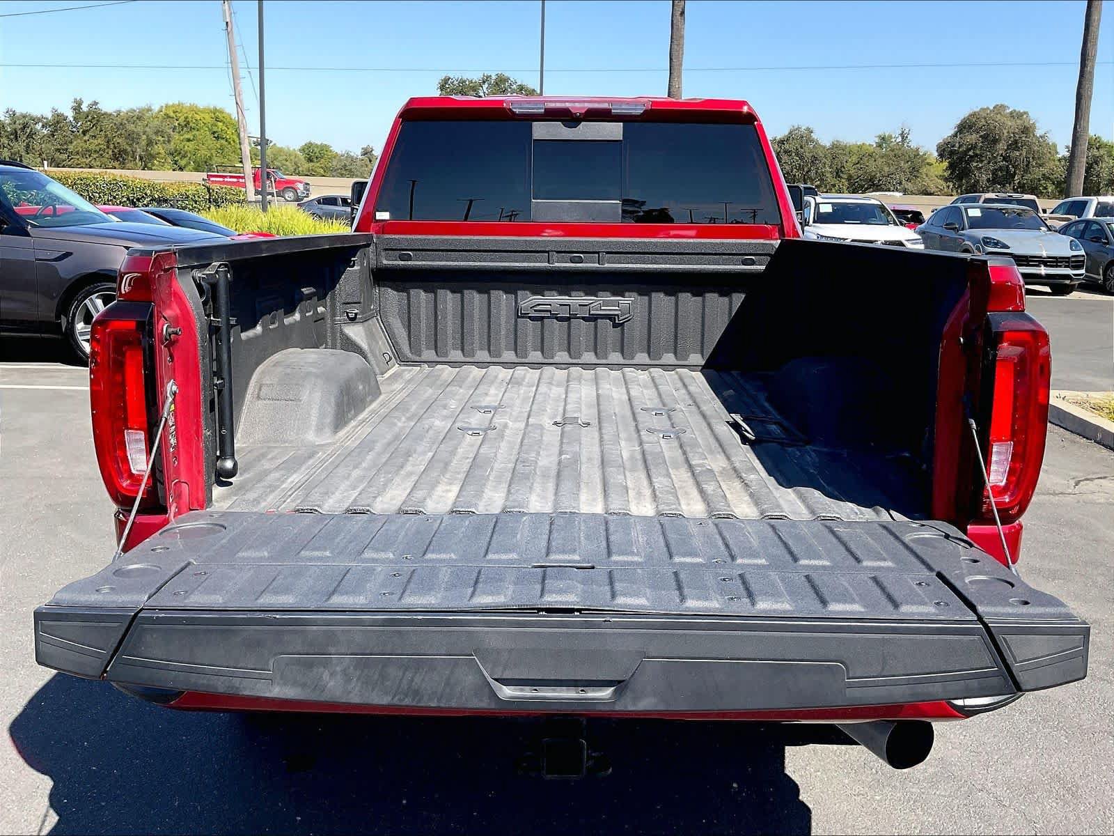 Used 2022 GMC Sierra 2500 AT4 w/ AT4 Preferred Package AWD/4WD image 36