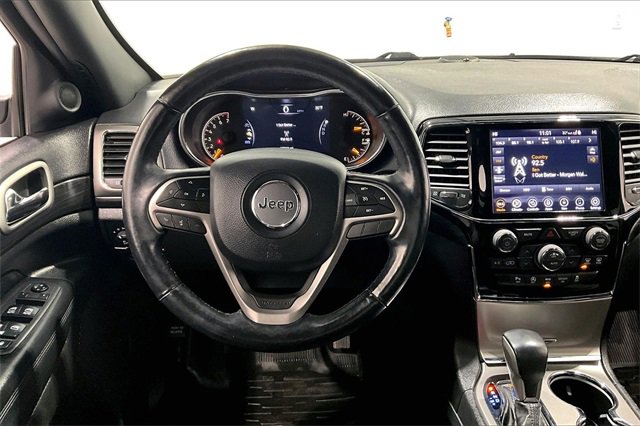 Used 2020 Jeep Grand Cherokee Altitude image 8