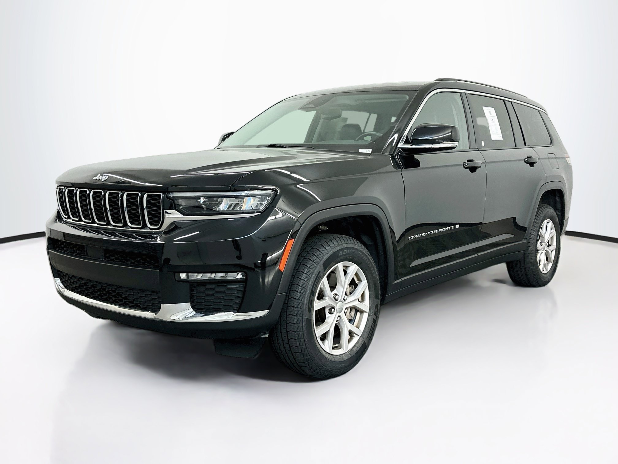 Used 2022 Jeep Grand Cherokee L Limited AWD/4WD image 3