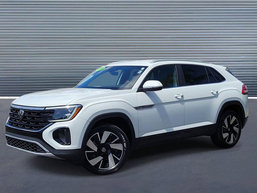 Used 2024 Volkswagen Atlas Cross Sport SE FWD image 1