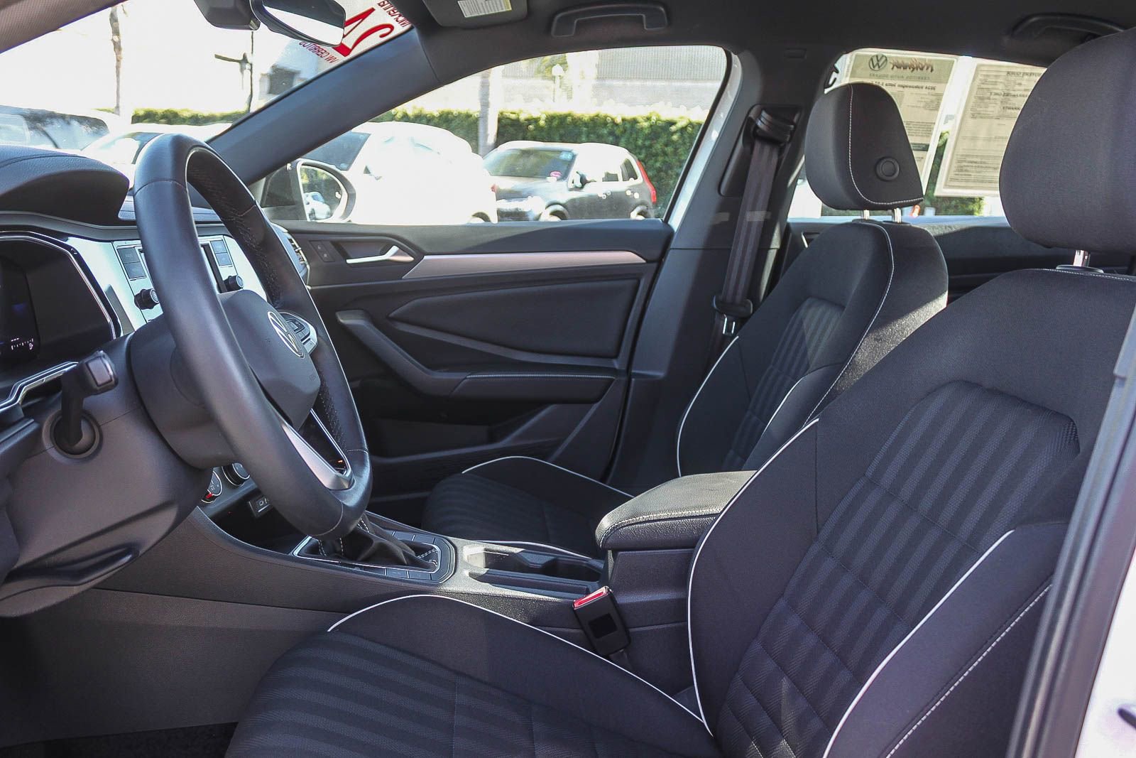 Used 2024 Volkswagen Jetta Sport image 18