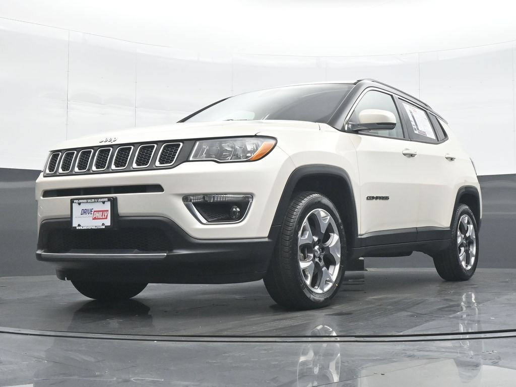 Used 2019 Jeep Compass Limited AWD/4WD image 25