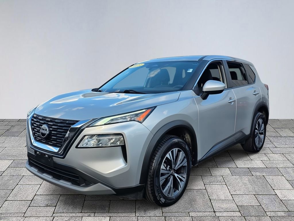Used 2023 Nissan Rogue SV image 3