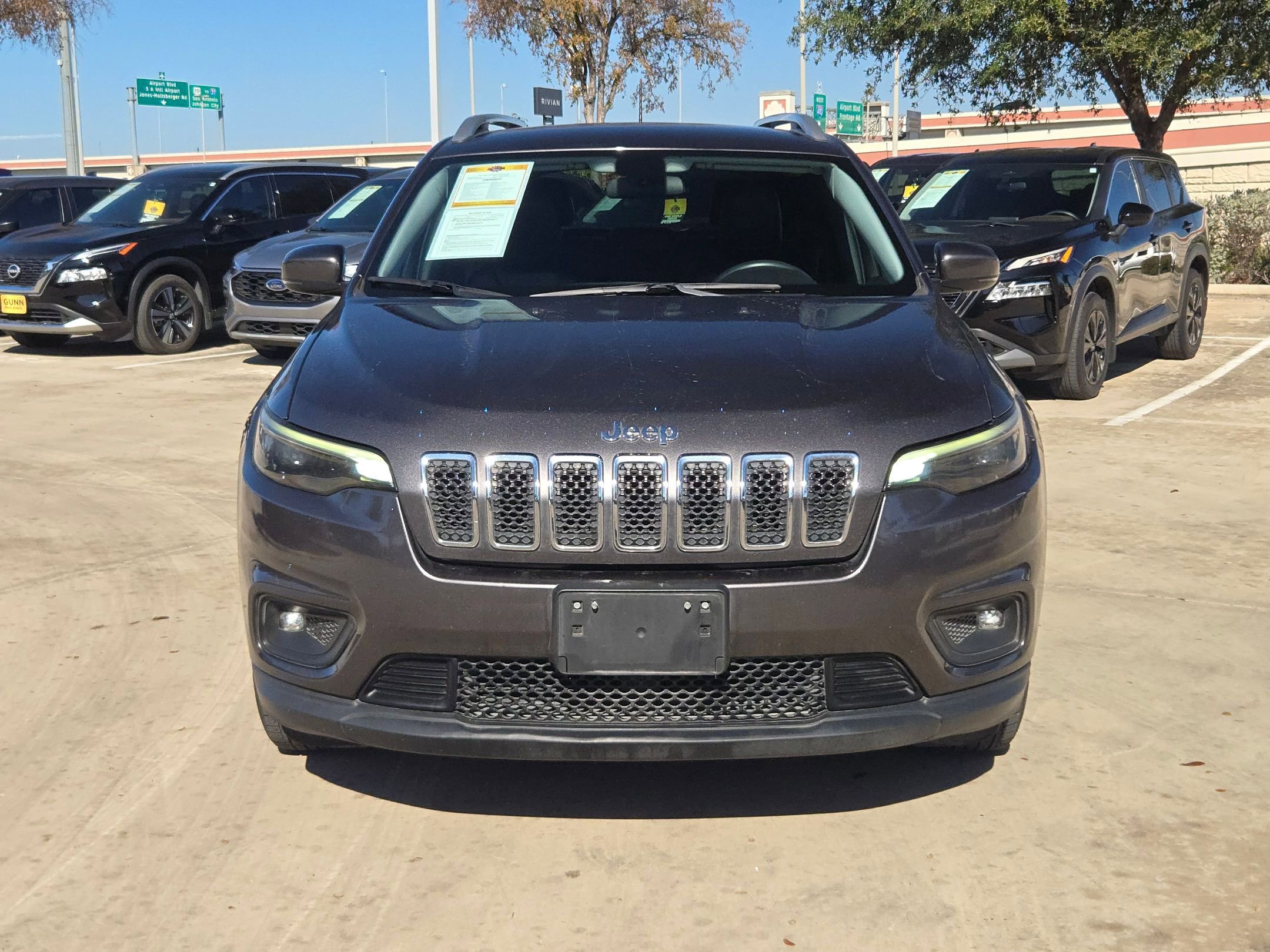 Used 2019 Jeep Cherokee Latitude Plus FWD video 2