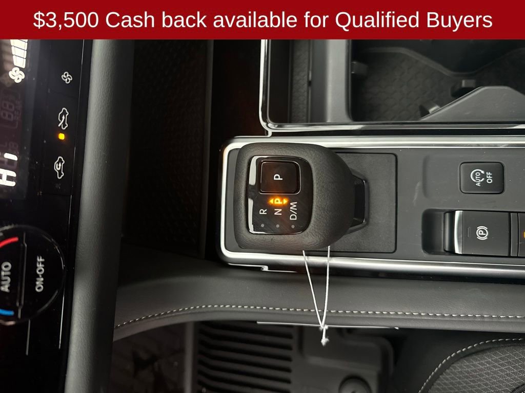 New 2026 Nissan Pathfinder SV image 25