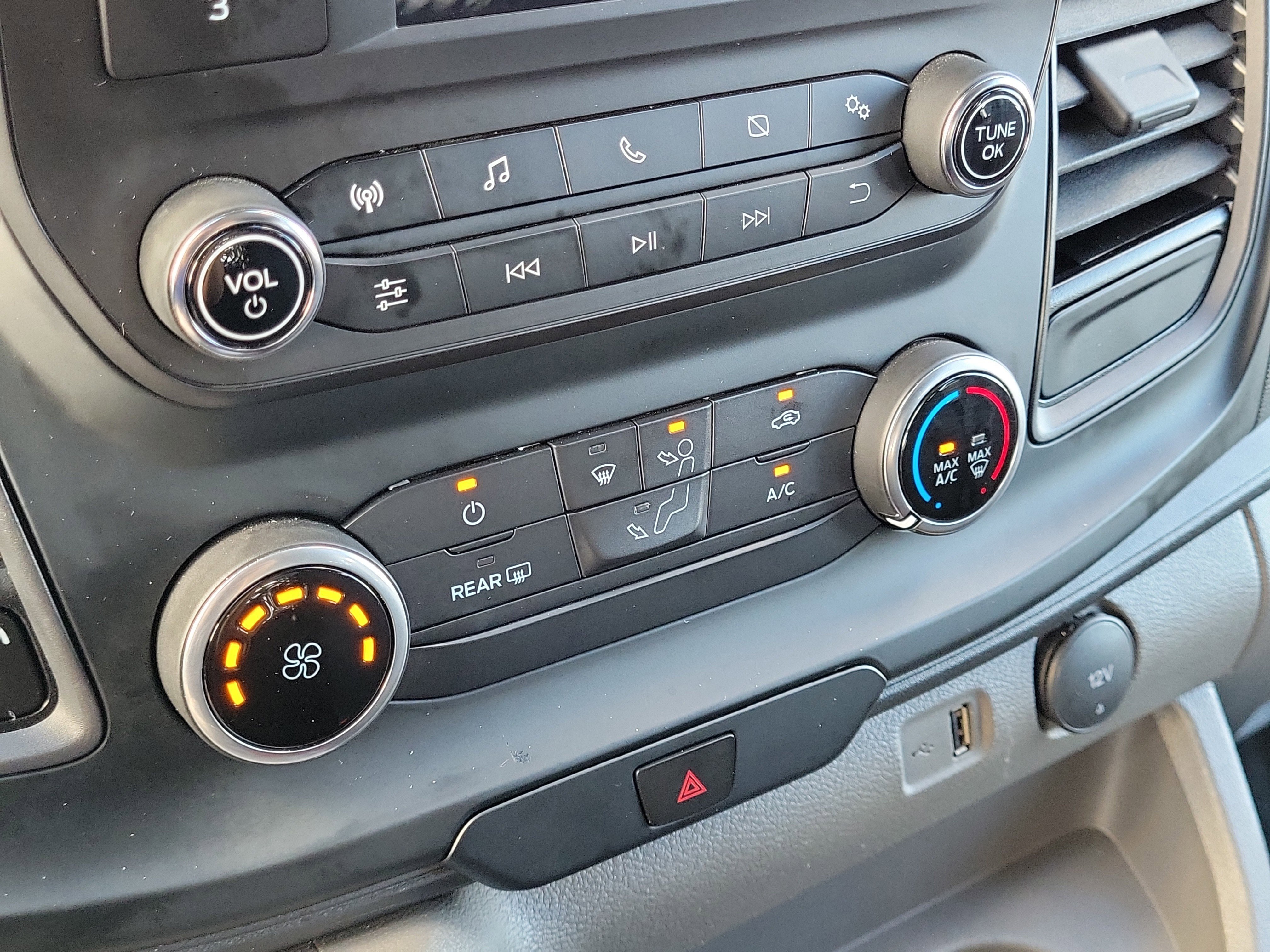 Used 2024 Ford Transit 250 Low Roof w/ Exterior Upgrade Package image 22