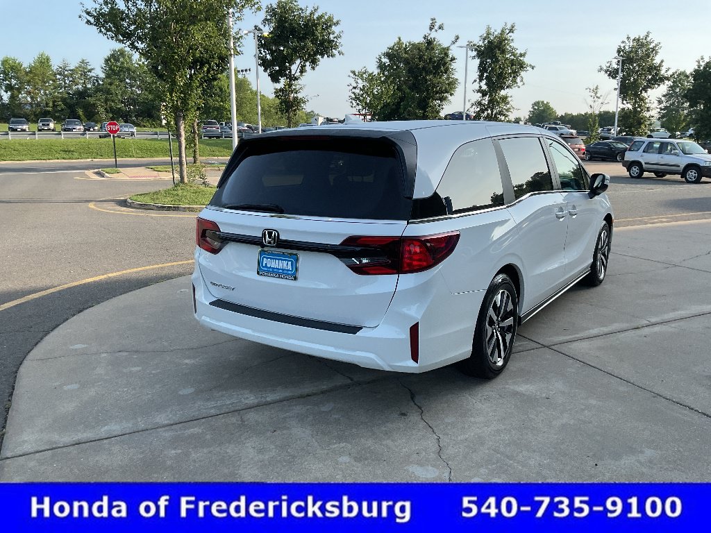 Certified 2026 Honda Odyssey EX-L image 5
