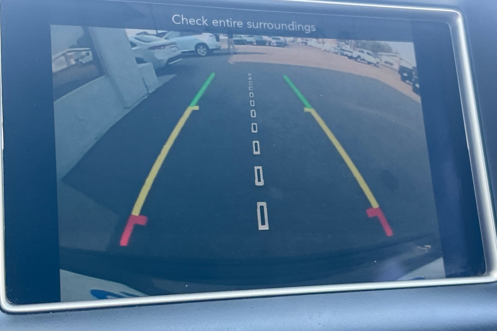 Used 2019 Jeep Grand Cherokee Laredo image 19